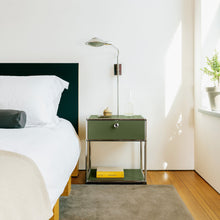 Charger l'image dans la galerie, Table de chevet M54